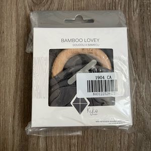 Kyte Baby Lovey with Removable Teething Ring Grey